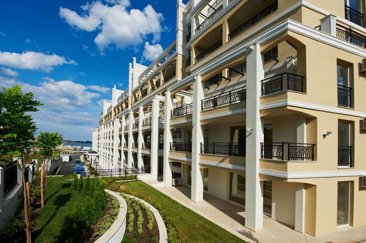 פומורי Penelopa Palace Apart Hotel & Spa מראה חיצוני תמונה