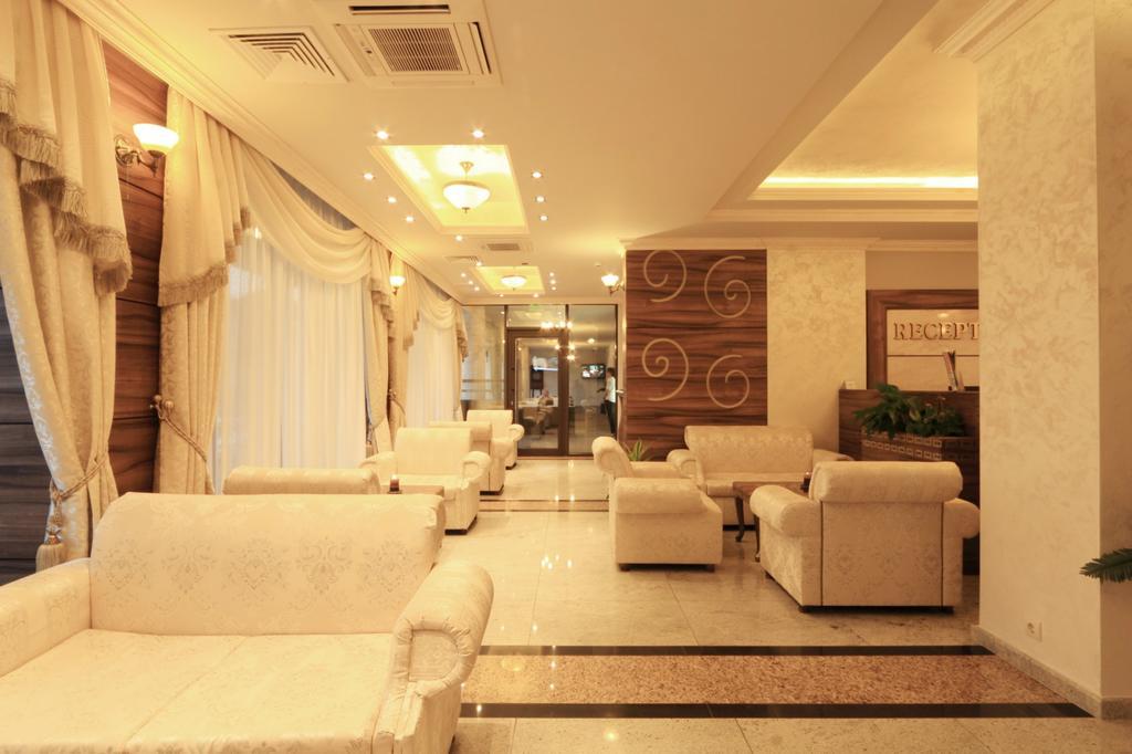 פומורי Penelopa Palace Apart Hotel & Spa מראה חיצוני תמונה