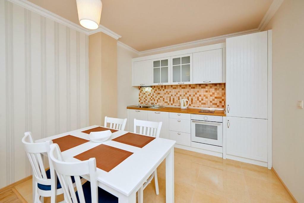 פומורי Penelopa Palace Apart Hotel & Spa מראה חיצוני תמונה