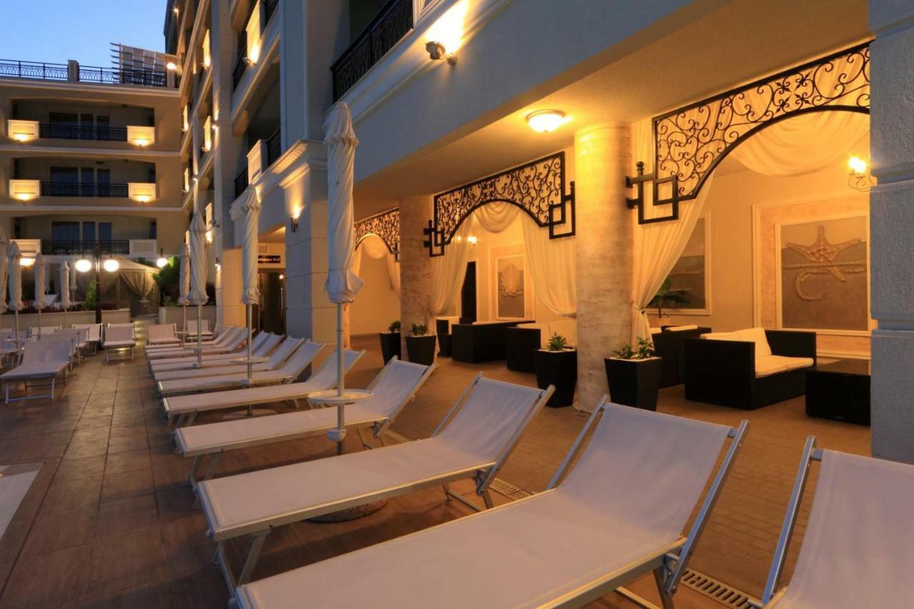 פומורי Penelopa Palace Apart Hotel & Spa מראה חיצוני תמונה