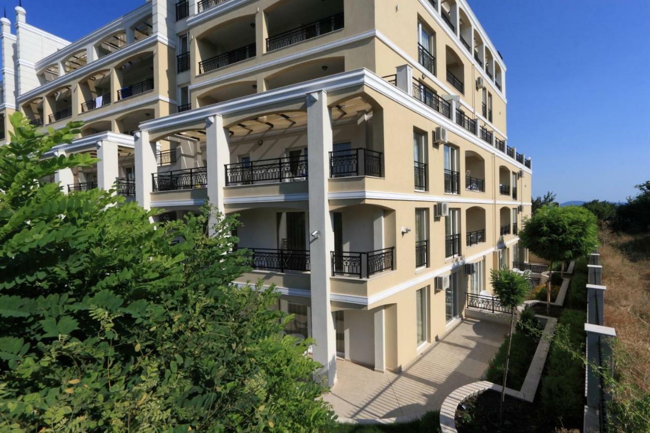 פומורי Penelopa Palace Apart Hotel & Spa מראה חיצוני תמונה