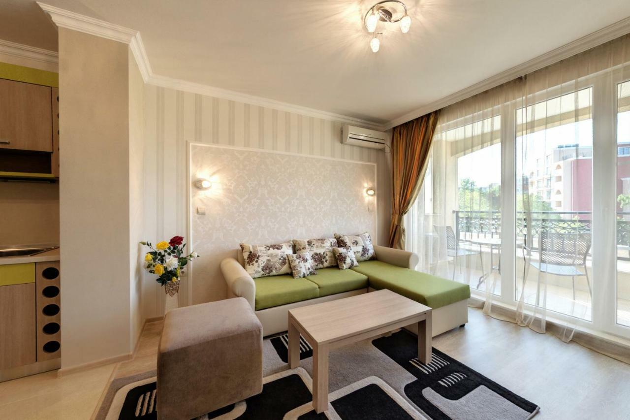 פומורי Penelopa Palace Apart Hotel & Spa מראה חיצוני תמונה