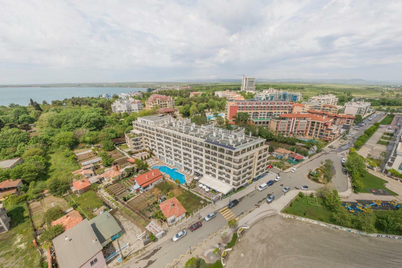 פומורי Penelopa Palace Apart Hotel & Spa מראה חיצוני תמונה